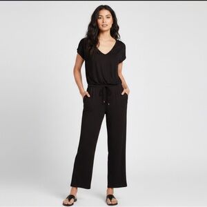 Michael Stars Black Wrap Front Jumpsuit short Sleeve straight leg L